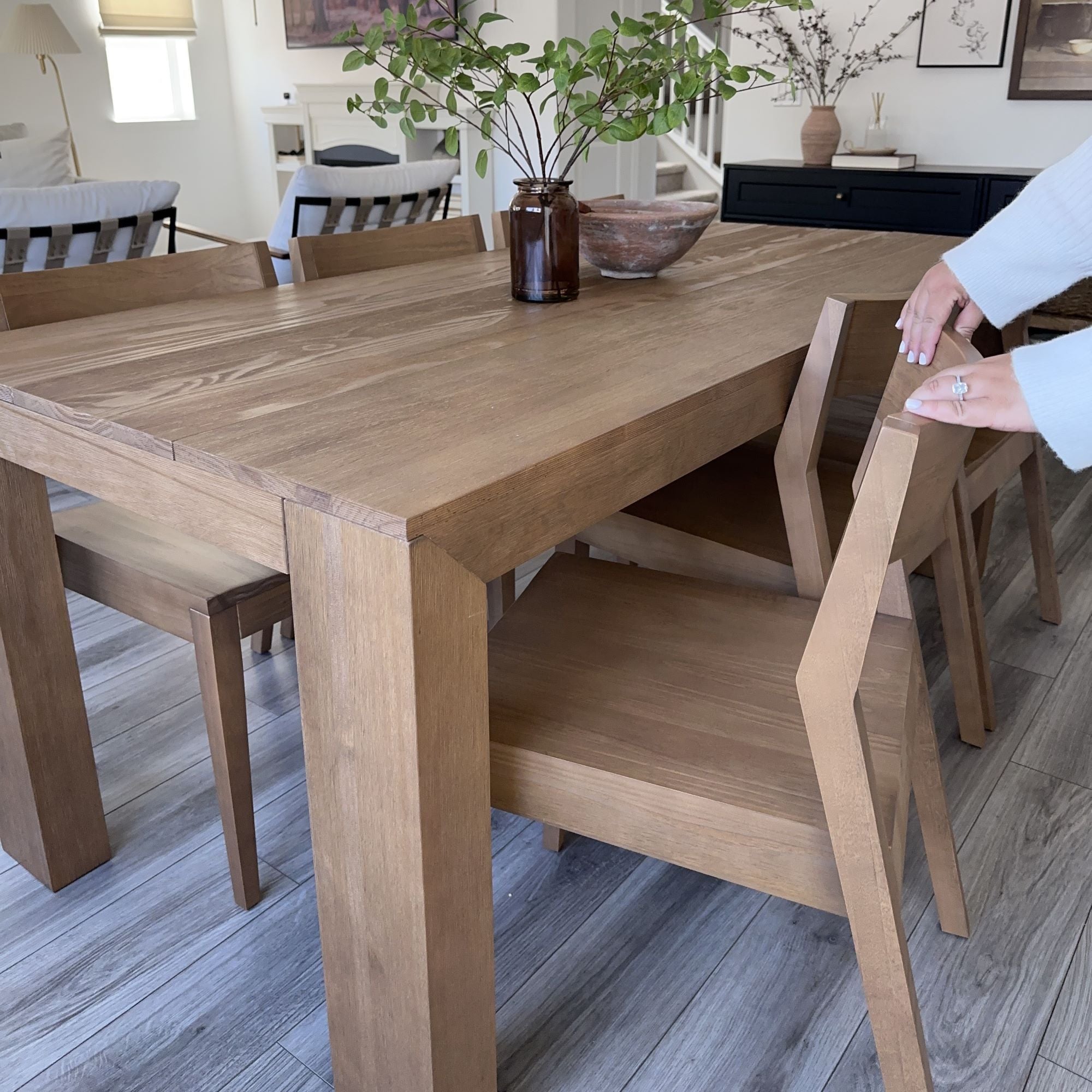 Modern Dining Table - 72'