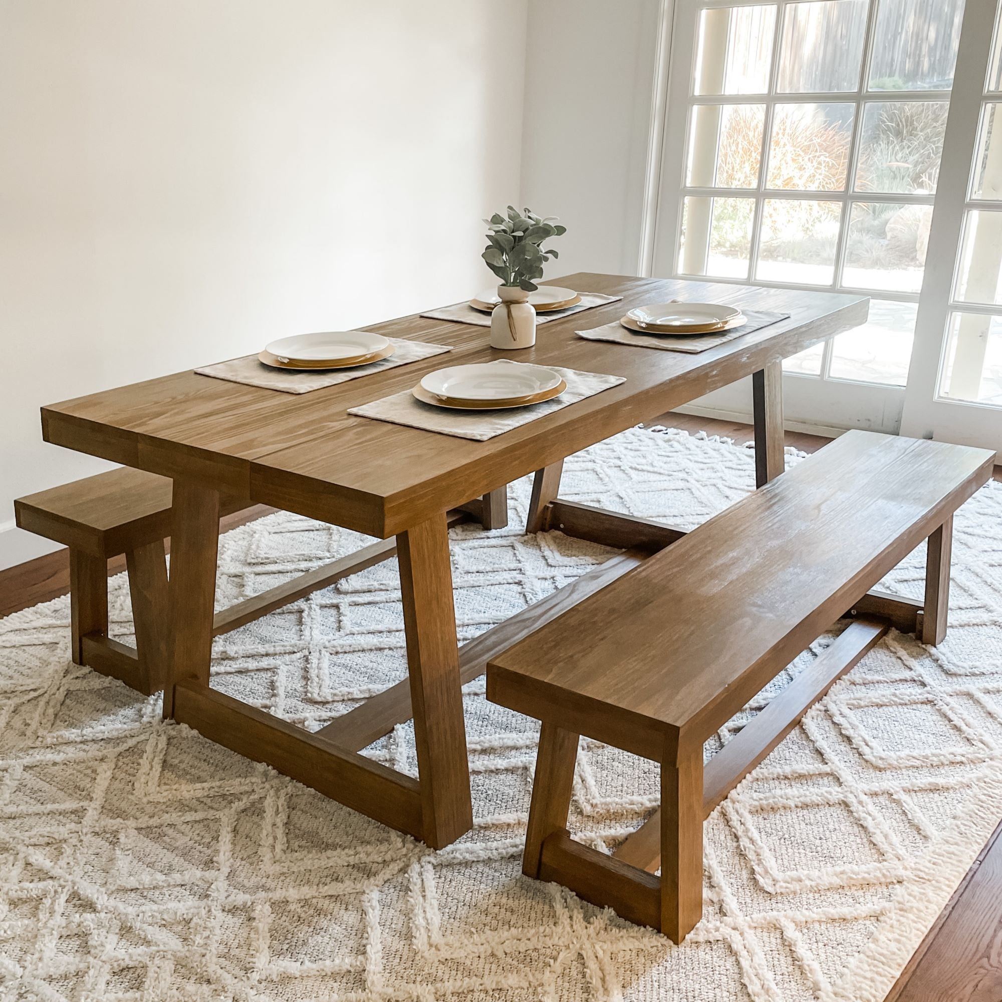 Classic Dining Table - 72'